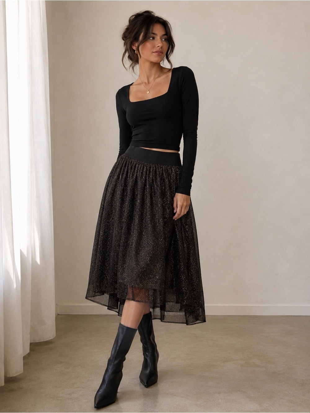 happening in the present Black Metallic Sparkle Midi Skirt